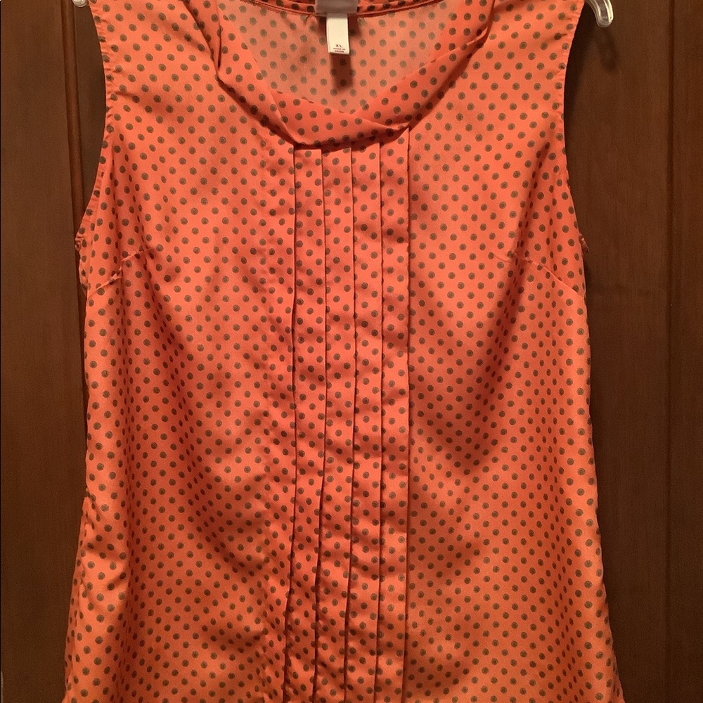 Womens sleeveless polyester blouse size Xl